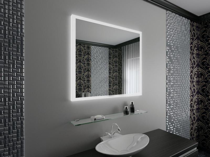 Зеркало для ванной комнаты с подсветкой и полочкой