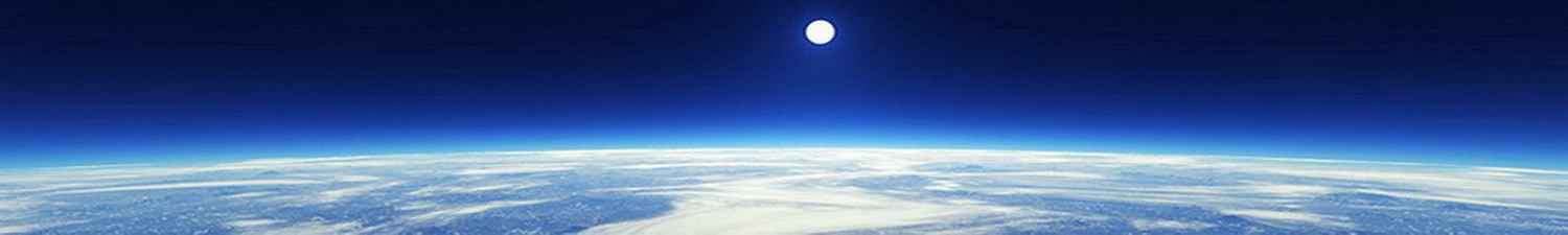 Скинали луна над поверхностью Земли 005
